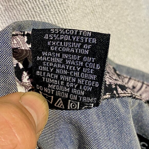 Men's Arcadia button down dress shirt. Double square button design. Size M - Picture 2 of 10